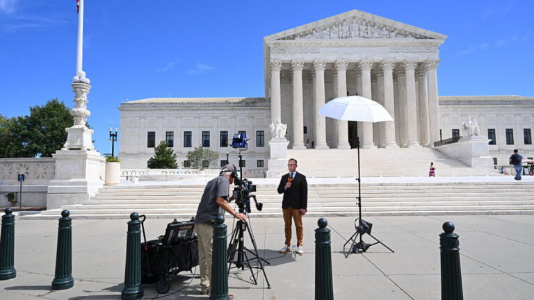 How Midterms Could Shape the Supreme Court New Term
